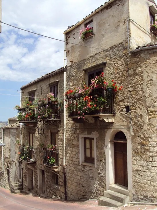 Cammarata, The ancient Norman architecture